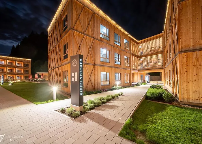 Tirol Lodge