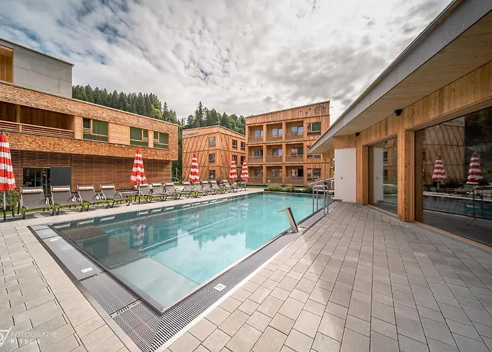 Tirol Lodge