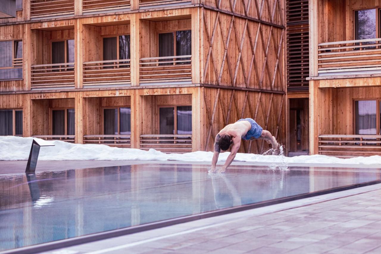 Tirol 3*